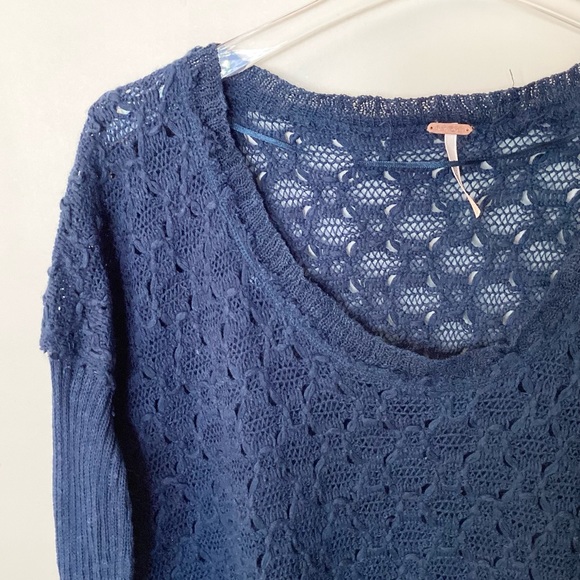 Free People Scoop Neck Ruffle Hem Sweater - Blue - M - Picture 2 of 7